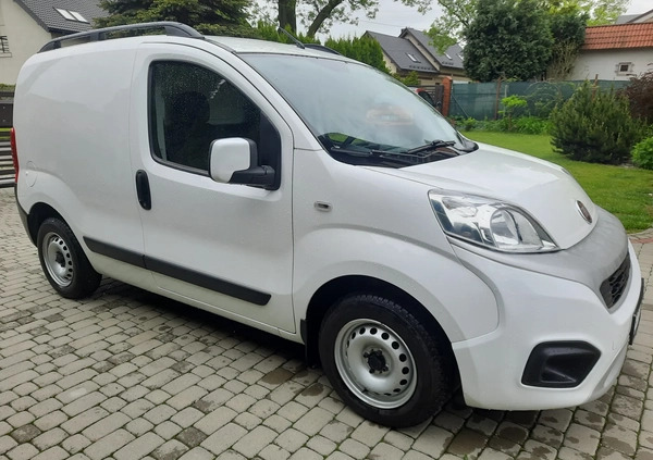 Fiat Fiorino cena 31980 przebieg: 96000, rok produkcji 2019 z Dobrodzień małe 92